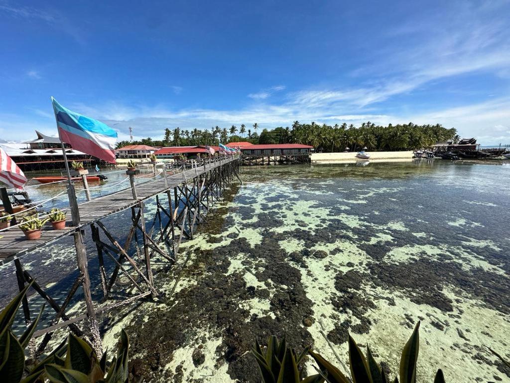 Mabul IslandMabul Backpackersアパートメント エクステリア 写真