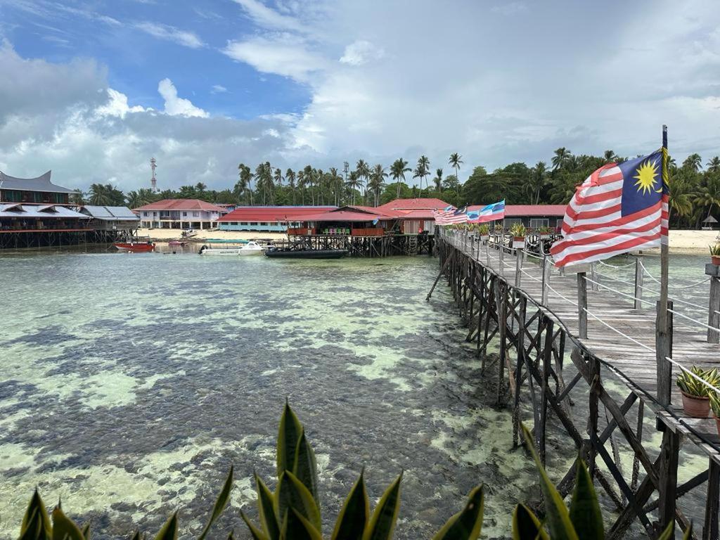 Mabul IslandMabul Backpackersアパートメント エクステリア 写真